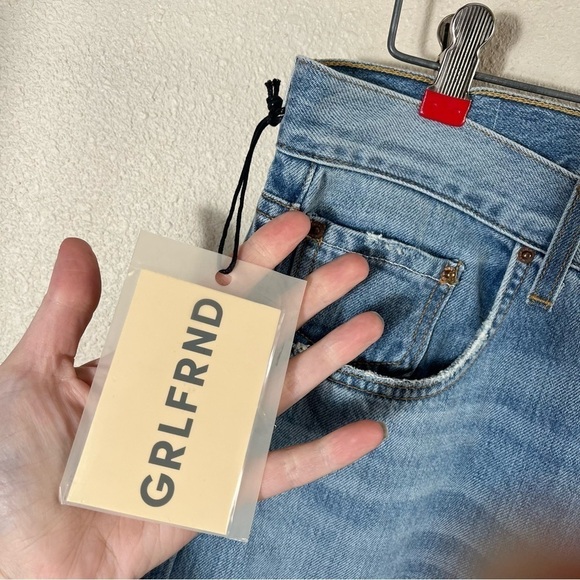 GRLFRND x REVOLVE The Bella Boyfriend Jeans in Fairfax - Picture 9 of 13